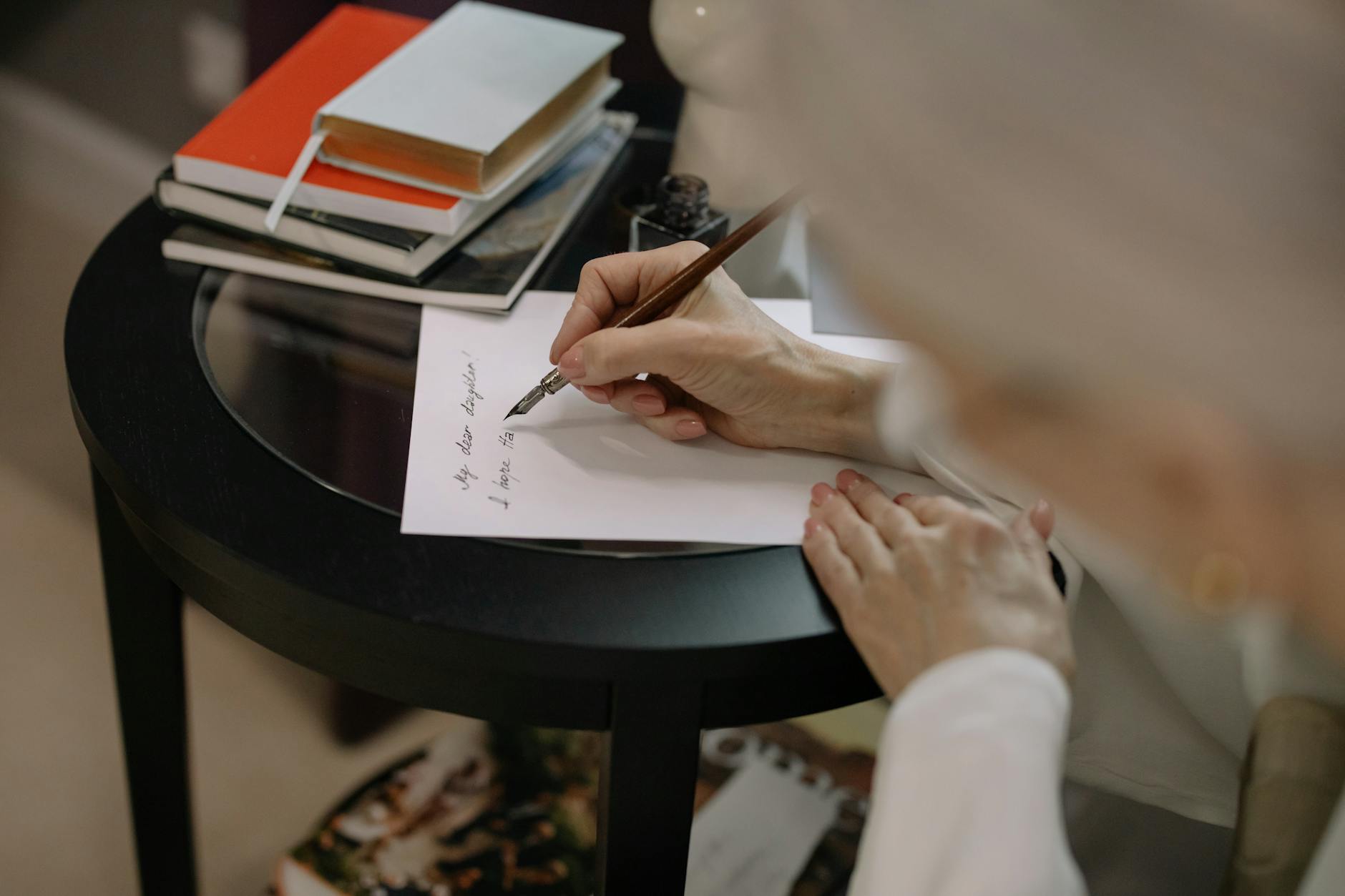 A One-Page Cover Letter Structure That Respects Busy Hiring Managers